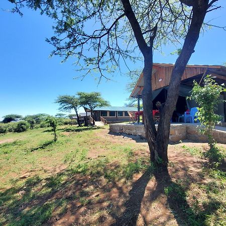 Luxurious Haven Maasai Mara Safari Camp In Kenya Bed & Breakfast Sekenani Exterior photo