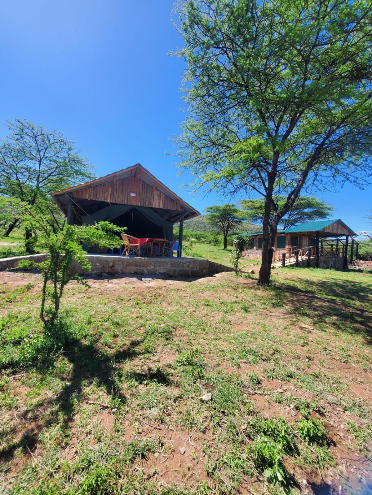 Luxurious Haven Maasai Mara Safari Camp In Kenya Bed & Breakfast Sekenani Exterior photo